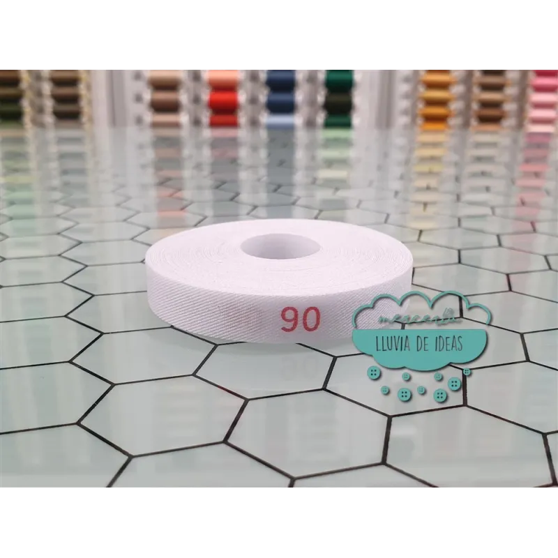 Etiquetas personalizadas termoadhesivas para ropa (texto en color rojo)