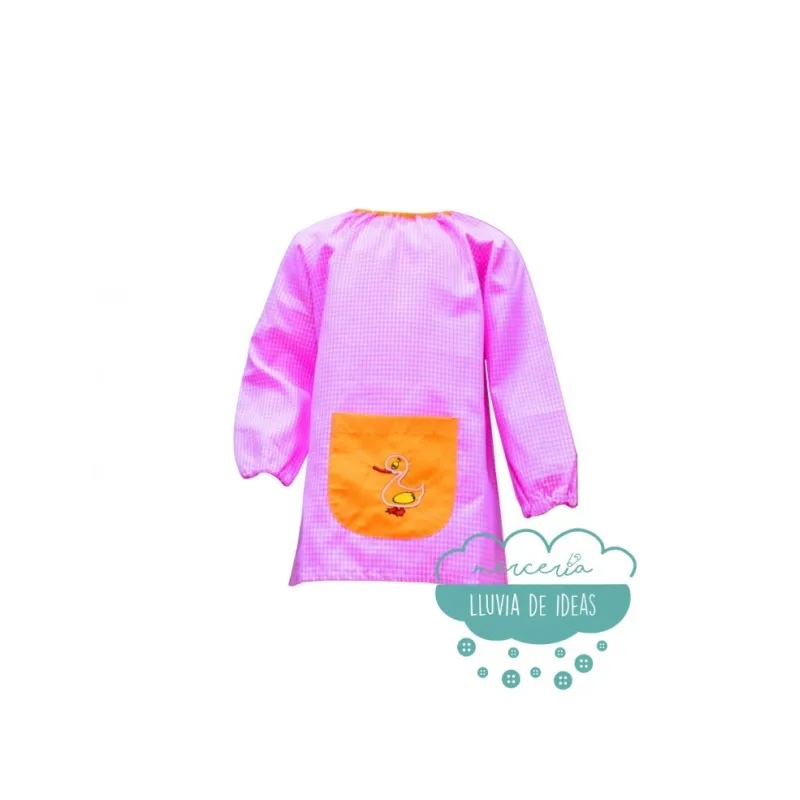 Bata escolar o mandilón bordado - Modelo vichy cuadros con cuello de goma