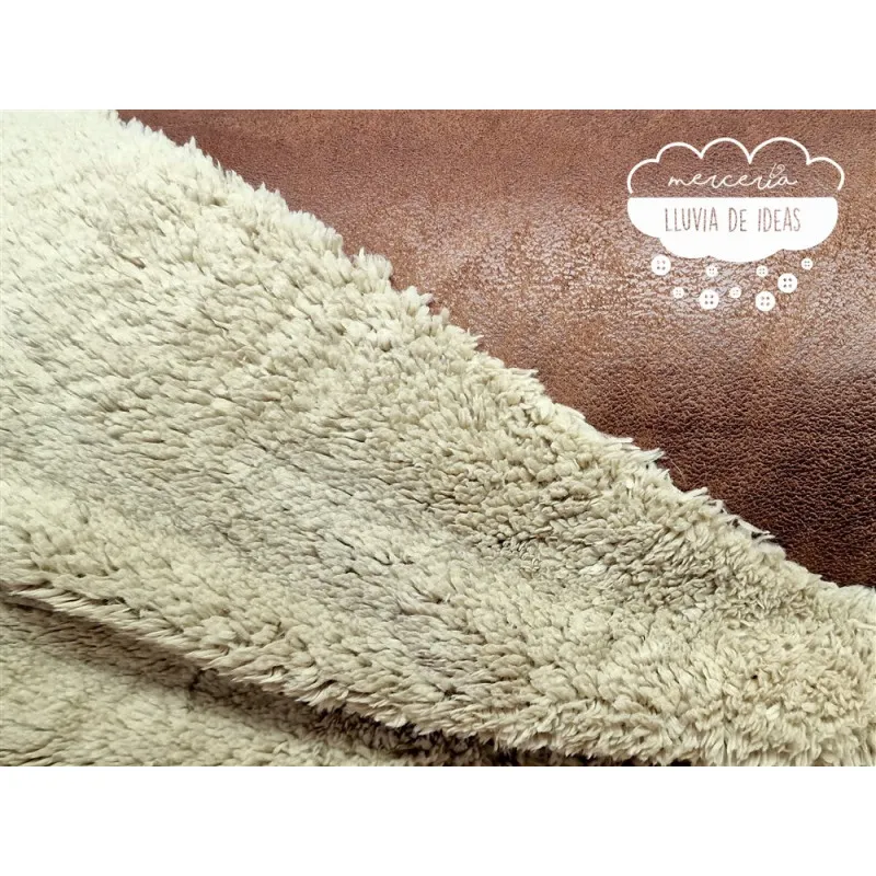 Pelliza de antelina y borreguito