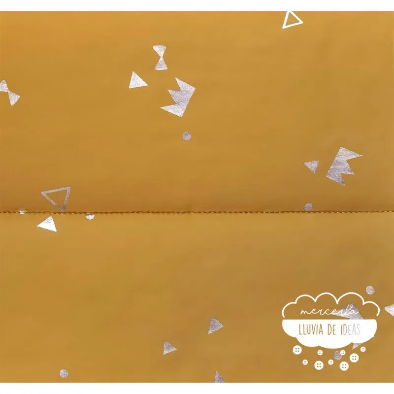 Acolchado Coronas plata