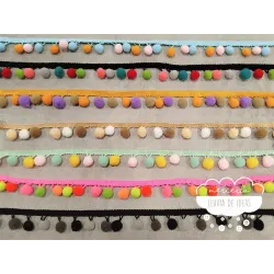 Fleco de madroño multicolor