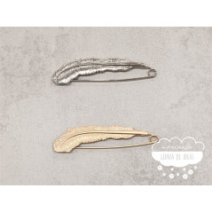 Imperdible decorativo Pluma