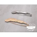 Imperdible decorativo Pluma