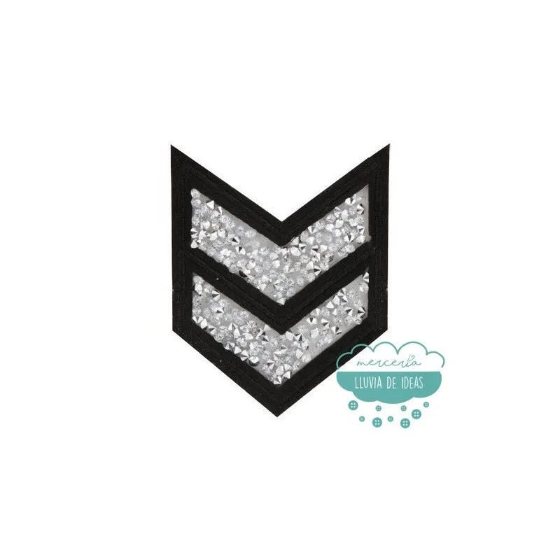 Aplicaciones bordadas termoadhesivas con tupis - Serie Military