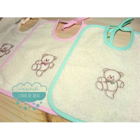 Babero cuadrado rizo beige - Ositos bordados