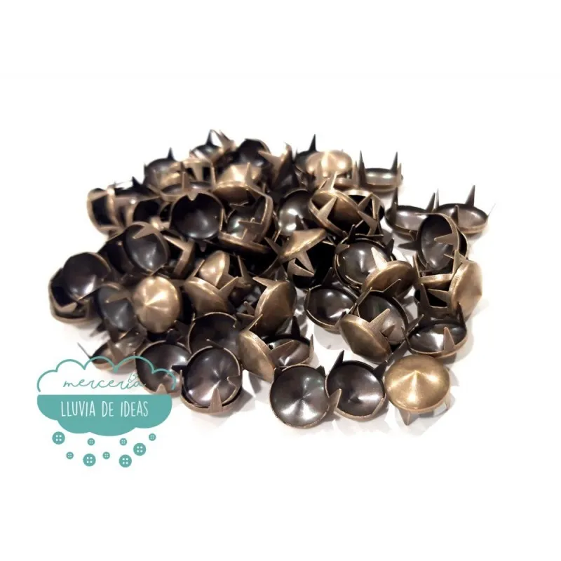 Tachas redondas piramidales con garras - Color oro viejo