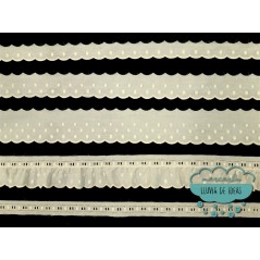 Conjunto de tiras bordadas con lunares - Serie Nerea color beige