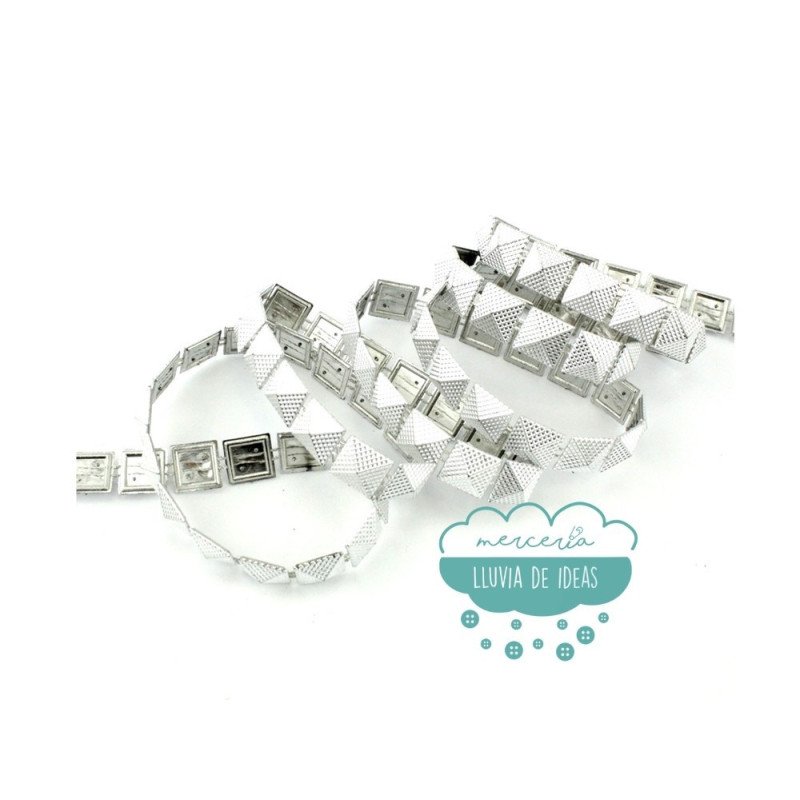 Pasamanería de tachas metalizadas de varios colores - Serie Abie