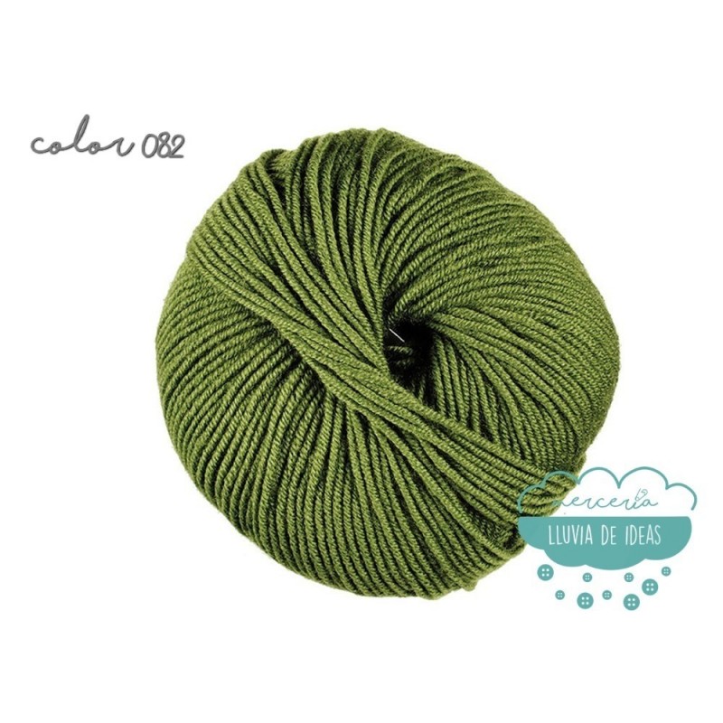 Ovillo Woolly 5 DMC. 100% Lana merino. Color: Verde claro 89.