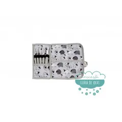 Estuche con ganchillos Ovejitas gris - DMC