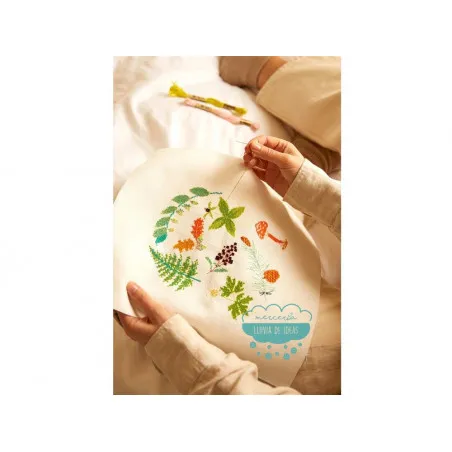 Kit Punto de cruz Camino forestal - Mindful Making - DMC